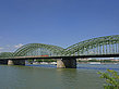 Fotos Hohenzollernbrücke mit Zug | Köln