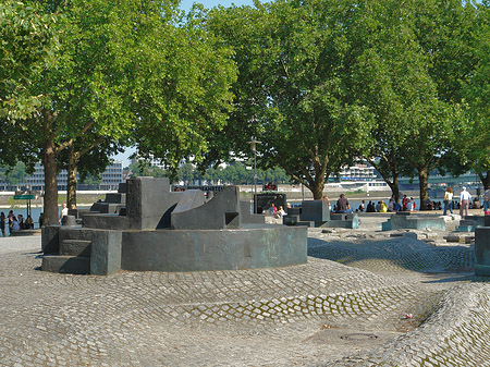 Heinrich-Böll-Platz