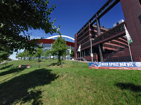 Fotos Stadthaus neben Kölnarena