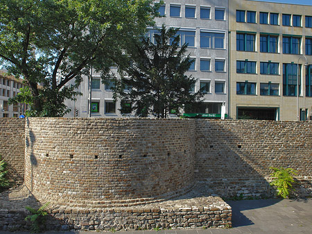 Fotos Reste des Lysolphturms | Köln